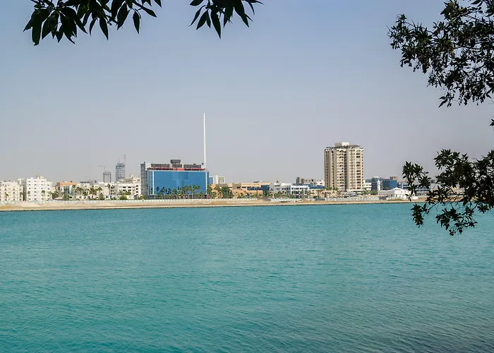 Mira Waterfront